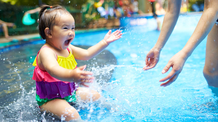 “Is Your Pool Compliant with The Most Recent Pool Safety Standards and CPR Signs?”